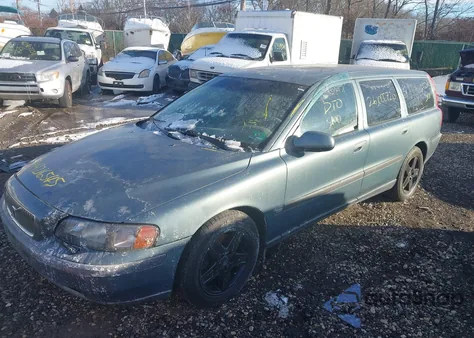 2003 Volvo V70 T5 z USA, uszkodzony, nr VIN YV1SW53D532286255